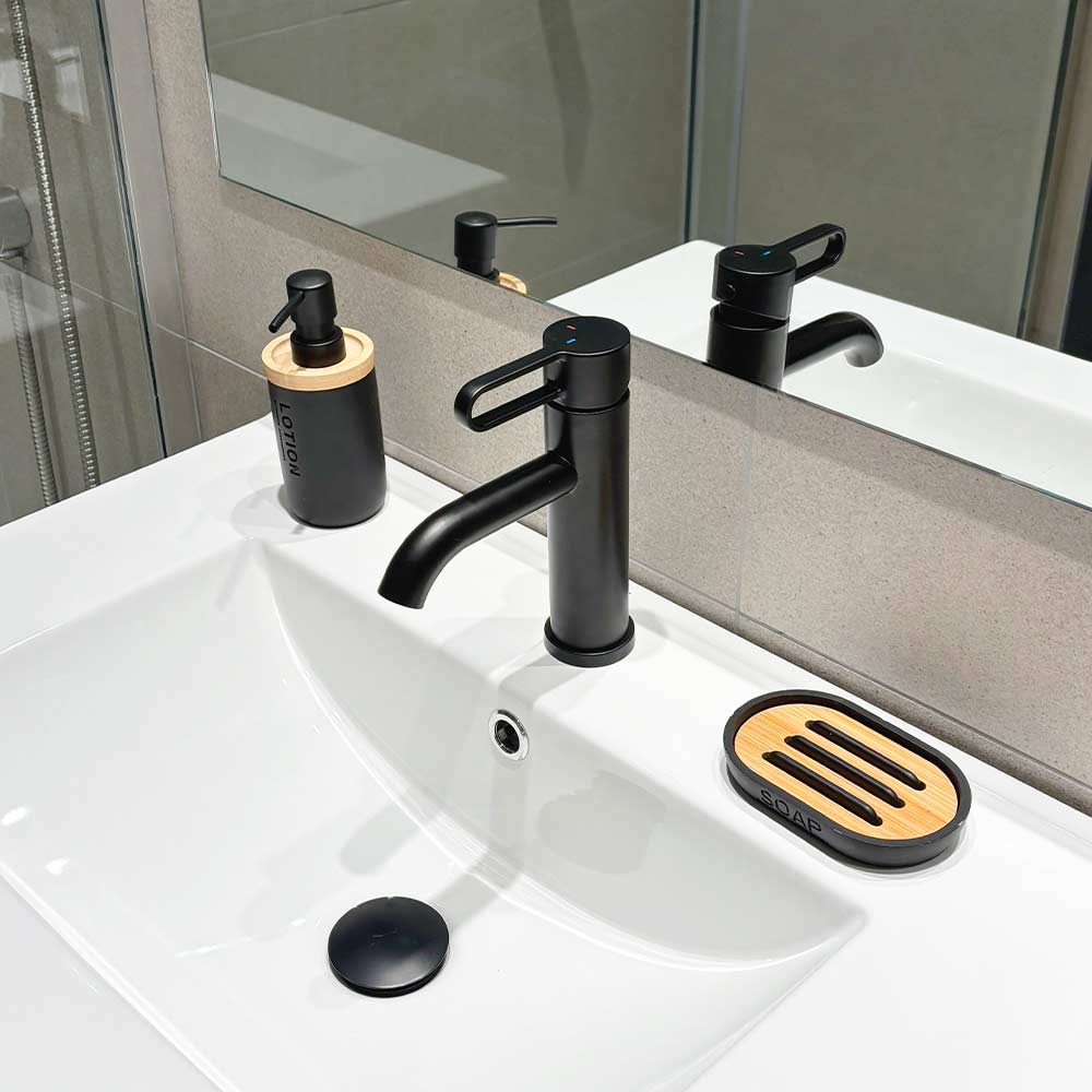 Monomando Lavamanos Rizzo Negro Mate