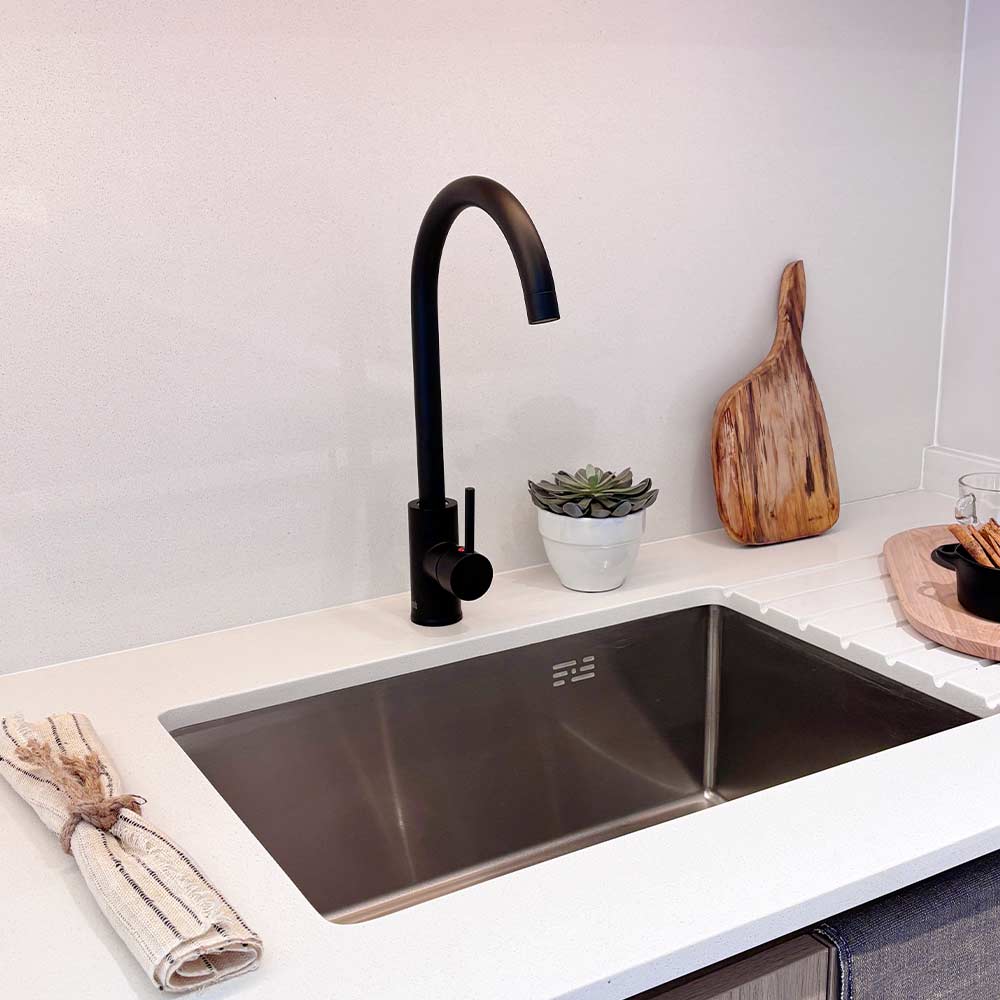 Monomando Lavaplatos Oregon Negro Mate